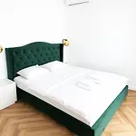 Aparthotel Cinque Stelle
